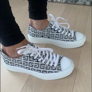 GIVENCHY 4G City Sneakers